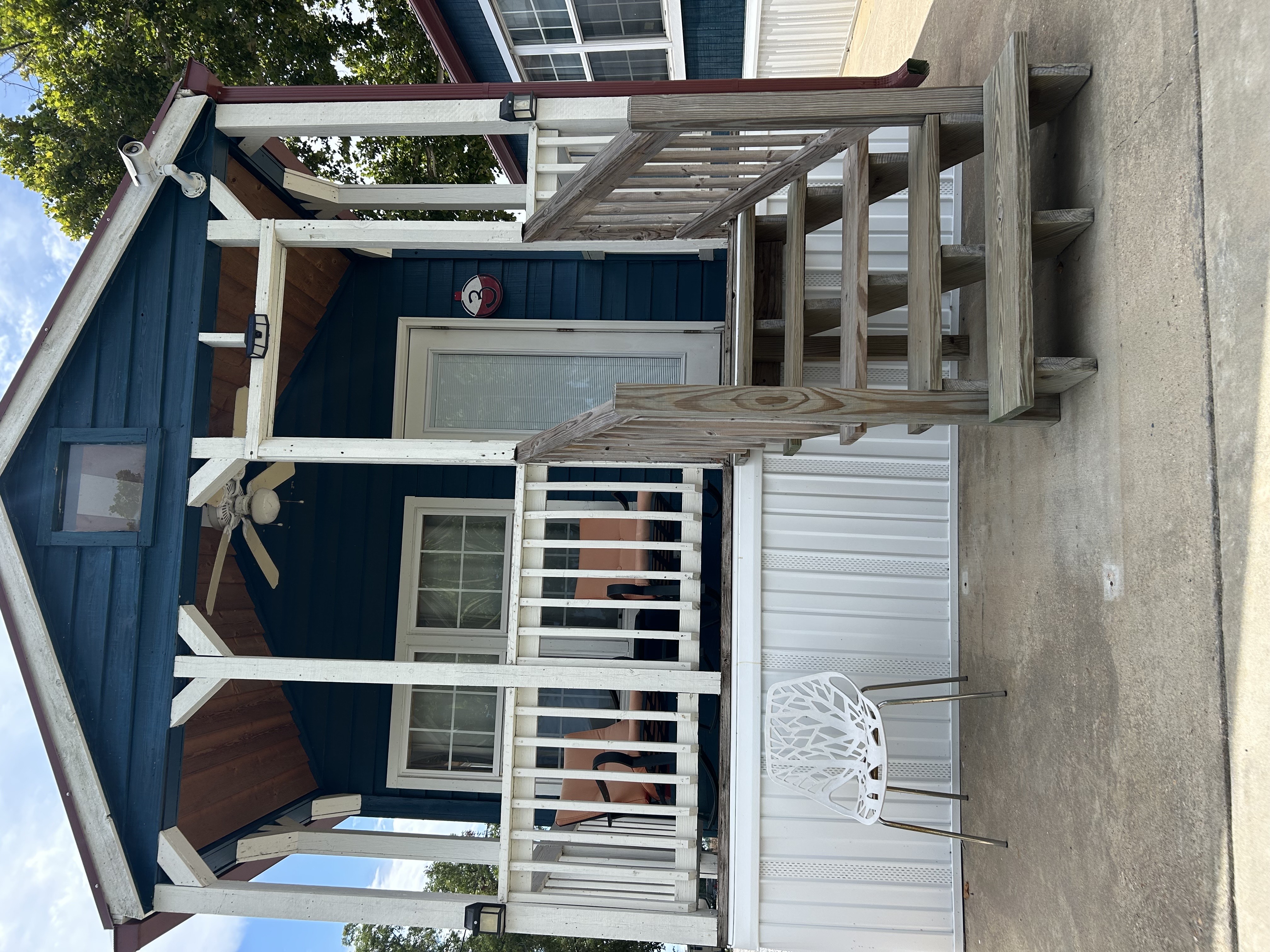 Lake Front Cabin #3